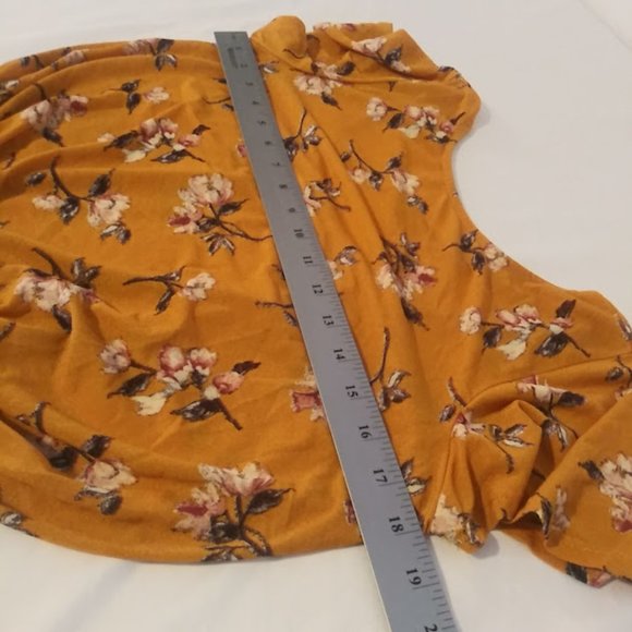 Rewind women's size S yellow, pink green and white floral blouse - Picture 5 of 10